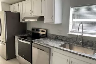 4398 NE 130th Ct, Silver Springs, FL 34488 - Photo 11