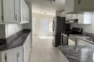 4398 NE 130th Ct, Silver Springs, FL 34488 - Photo 9