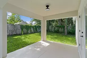 740 Powell St, Wildwood, FL 34785 - Photo 15