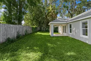 740 Powell St, Wildwood, FL 34785 - Photo 17