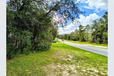 712 W Country Club Boulevard, Citrus Springs, FL 34434 - Photo 1