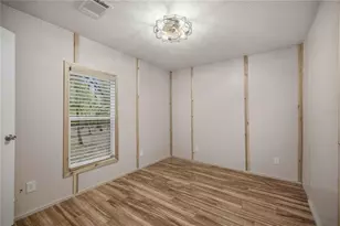 11821 SE 82nd St, Morriston, FL 32668 - Photo 13