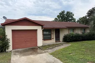 11 Pine Cir Ln, Ocala, FL 34472 - Photo 1