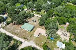 9590 SE 190th Ct, Ocklawaha, FL 32179 - Photo 3