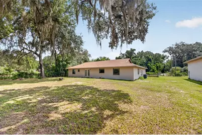 9590 SE 190th Court, Ocklawaha, FL 32179 - Photo 17