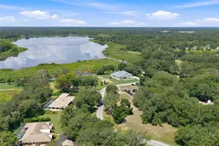 9495 E Baymeadows Dr, Inverness, FL 34450 - Photo 5