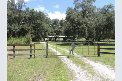 7090 SE 181st Court, Morriston, FL 32668 - Photo 1
