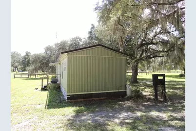 7090 SE 181st Court, Morriston, FL 32668 - Photo 15