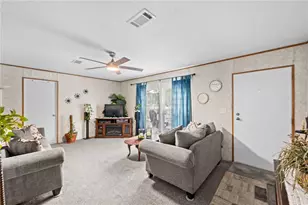 21 NE 69th Ct, Ocala, FL 34470 - Photo 11