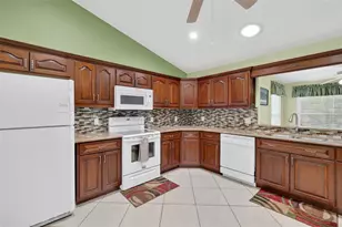 21859 SW 82nd St, Dunnellon, FL 34431 - Photo 11