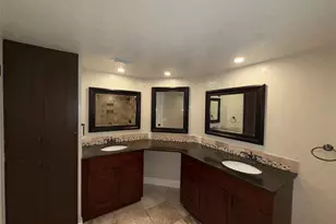 225 Country Club Dr, Largo, FL 33771 - Photo 13
