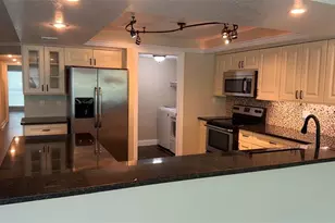 225 Country Club Dr, Largo, FL 33771 - Photo 7