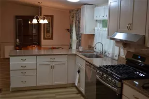 5951 SE 158th Ct, Ocklawaha, FL 32179 - Photo 9