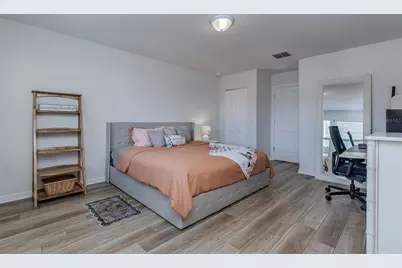 29908 Marquette Avenue, Wesley Chapel, FL 33545 - Photo 19