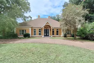 2210 SE Laurel Run Dr, Ocala, FL 34471 - Photo 1