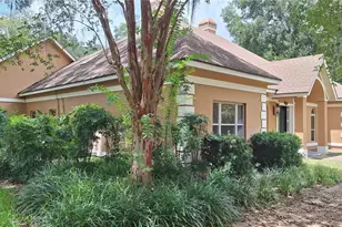 2210 SE Laurel Run Dr, Ocala, FL 34471 - Photo 3