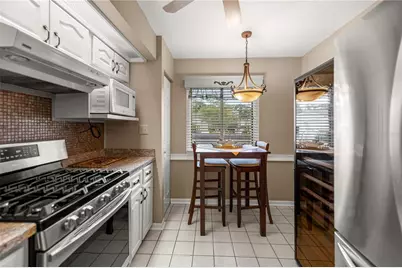 2052 SE 37th Court Circle, Ocala, FL 34471 - Photo 5