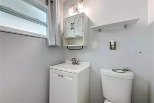 501 Palm Ave N, Saint Petersburg, FL 33703 - Photo 33