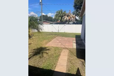 501 Palm Avenue N, Saint Petersburg, FL 33703 - Photo 5