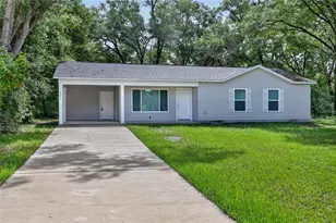 6255 SE 165th Ct, Ocklawaha, FL 32179 - Photo 1