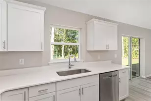 10070 SW 192nd Cir, Dunnellon, FL 34432 - Photo 11