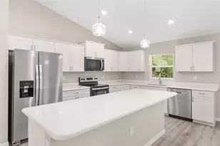 10070 SW 192nd Cir, Dunnellon, FL 34432 - Photo 9