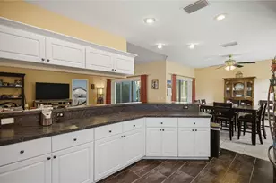10062 SW 190th Ct, Dunnellon, FL 34432 - Photo 13