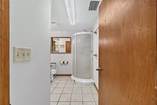 20500 NW 27 St, Morriston, FL 32668 - Photo 39