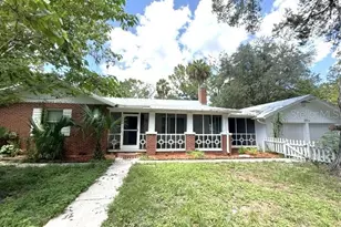 331 SW 3rd St, Bronson, FL 32621 - Photo 1