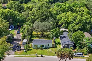 250 W 7th St, Apopka, FL 32703 - Photo 13