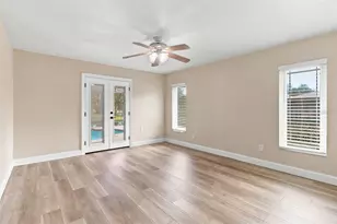 220 SE Kings Bay Dr, Crystal River, FL 34429 - Photo 25
