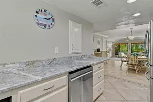65 Beach Ln, Crystal River, FL 34429 - Photo 19