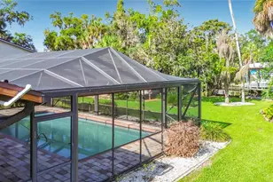536 NW 9th Ave, Crystal River, FL 34428 - Photo 47