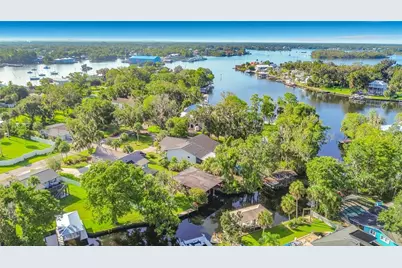 536 NW 9th Avenue, Crystal River, FL 34428 - Photo 51