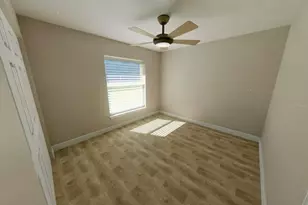 50 Bay Dr, Ocklawaha, FL 32179 - Photo 5
