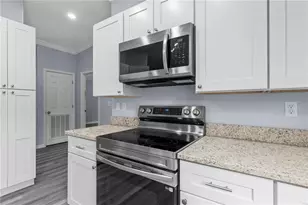 10050 SE 130th St, Belleview, FL 34420 - Photo 9