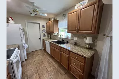 10945 SW 77th Court, Ocala, FL 34476 - Photo 11