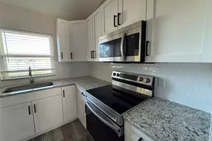16430 SE 89 Ct, Summerfield, FL 34491 - Photo 9