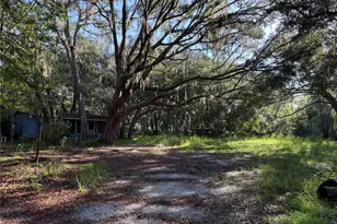 13799 NE 47th Ave, Anthony, FL 32617 - Photo 3