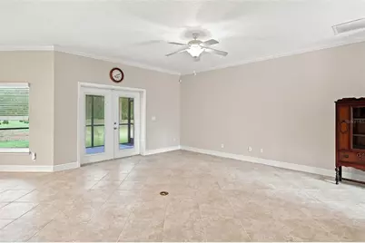 555 Dowling Circle, Lady Lake, FL 32159 - Photo 17