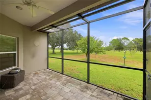 555 Dowling Cir, Lady Lake, FL 32159 - Photo 33