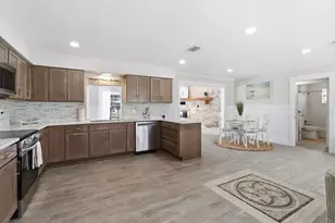 11291 W Coral Ct, Crystal River, FL 34429 - Photo 11