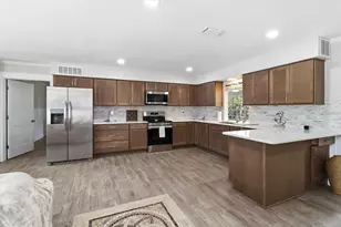 11291 W Coral Ct, Crystal River, FL 34429 - Photo 9