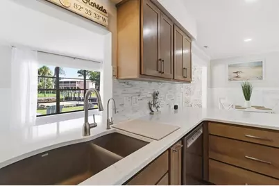 11291 W Coral Ct, Crystal River, FL 34429 - Photo 9