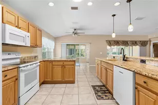 9215 SE 118th Loop, Summerfield, FL 34491 - Photo 15