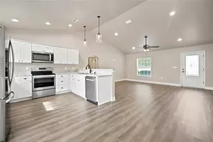 831 NE 150 Ave, Williston, FL 32696 - Photo 9