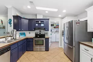 8421 W Scott Ct, Homosassa, FL 34448 - Photo 13