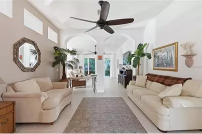 5127 Hanging Moss Lane, Sarasota, FL 34238 - Photo 9