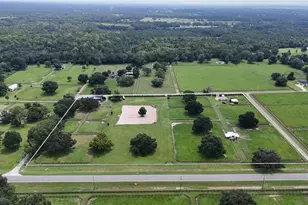 13485 NW Gainesville Rd, Reddick, FL 32686 - Photo 1