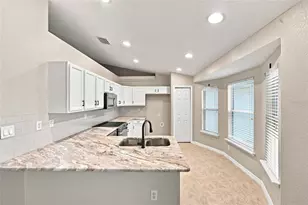 10143 SE 122nd Ln, Belleview, FL 34420 - Photo 11